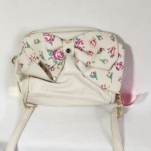 Betsey Johnson Floral Crossbody NWT *Firm*